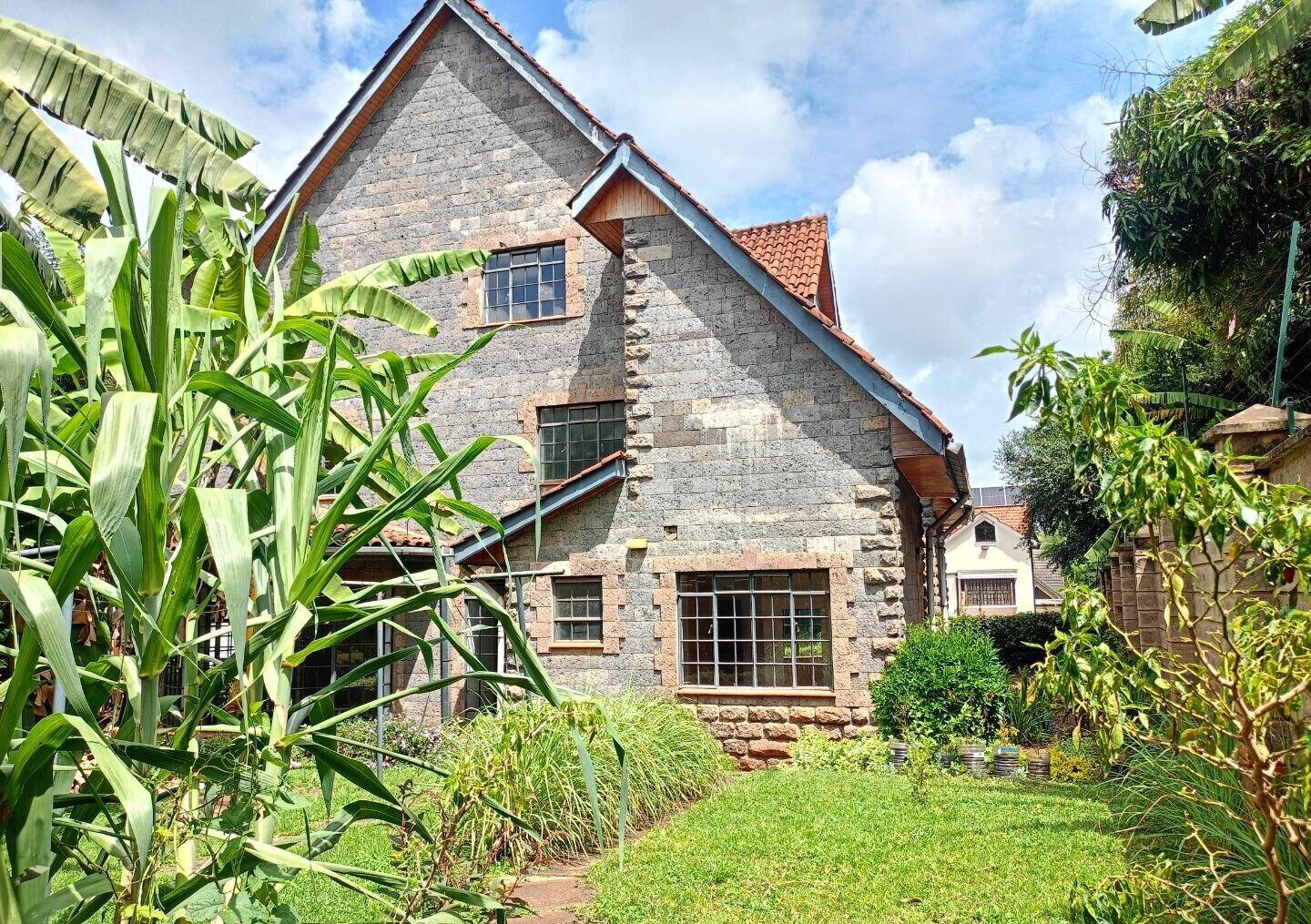 5-Ensuite Townhouse with CCTV & Electric Fence - Lavington
