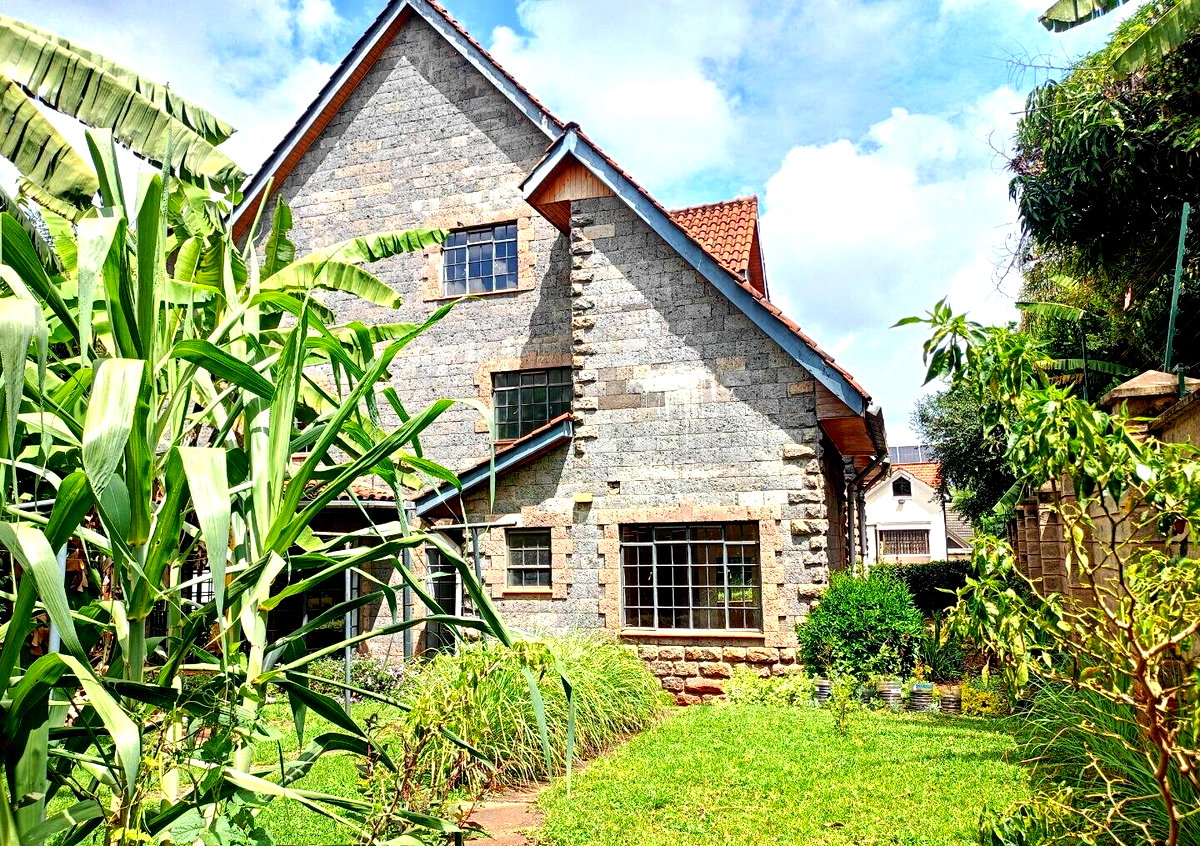 5-Ensuite Townhouse with CCTV & Electric Fence - Lavington
