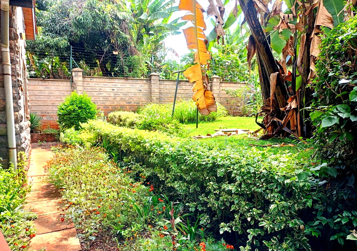 5-Ensuite Townhouse with CCTV & Electric Fence - Lavington