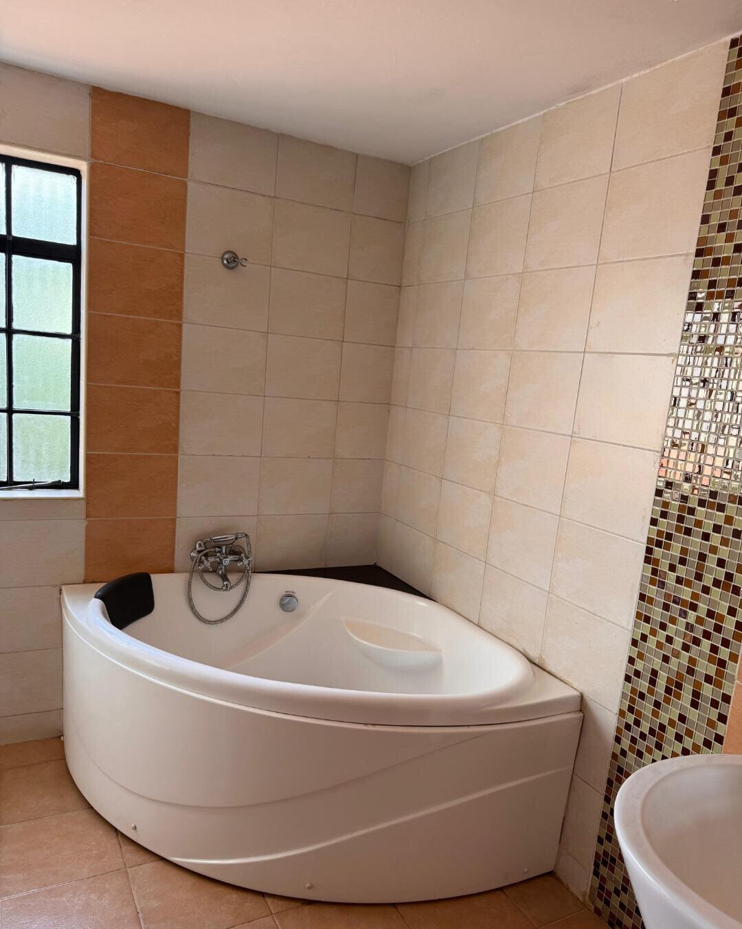 5-Ensuite Townhouse with CCTV & Electric Fence - Lavington