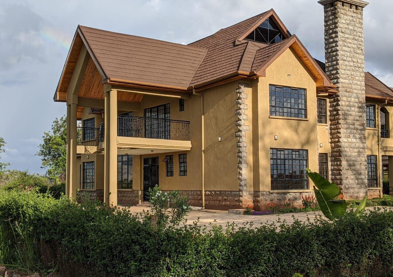 6BR All-Ensuite Townhouse with Gym & Smart Security - Thika Greens