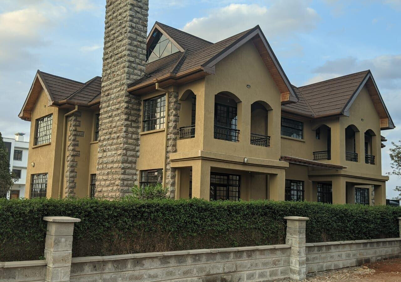6BR All-Ensuite Townhouse with Gym & Smart Security - Thika Greens