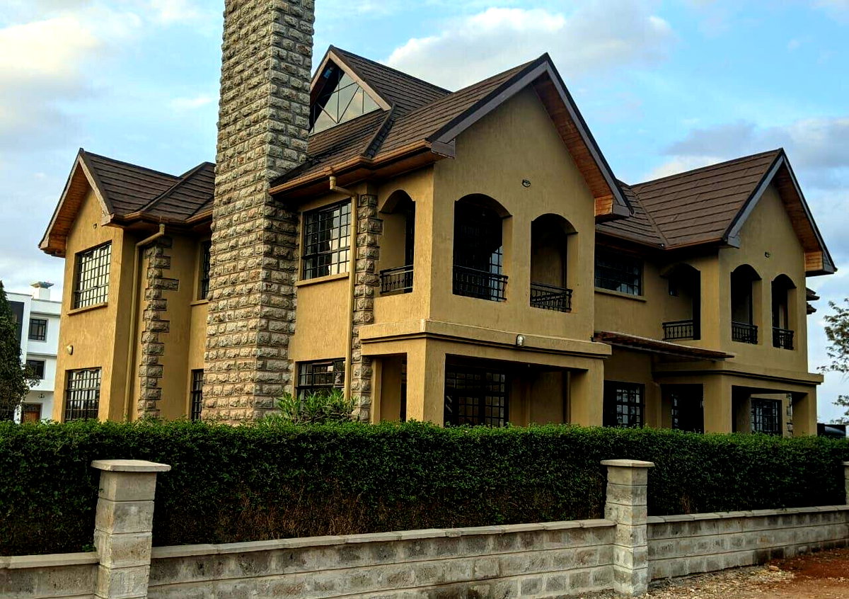 6BR All-Ensuite Townhouse with Gym & Smart Security - Thika Greens
