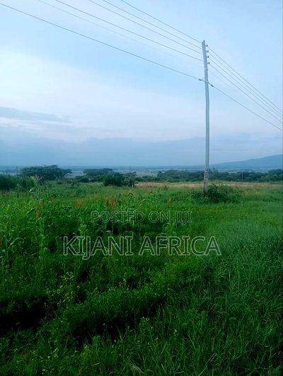 50 by 100 Plots in Kbc,Malaa With a Hill Vintage Point - Image 1