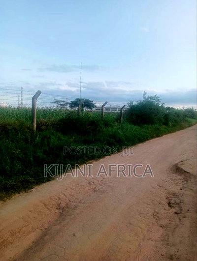 50 by 100 Plots in Kbc,Malaa With a Hill Vintage Point - Image 4