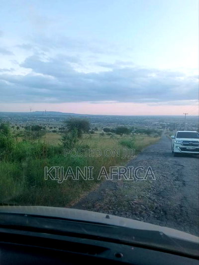 50 by 100 Plots in Kbc,Malaa With a Hill Vintage Point - Image 5