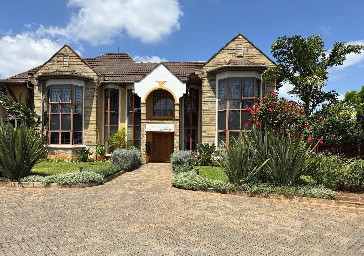 KSh 150M Runda Gem with Garden