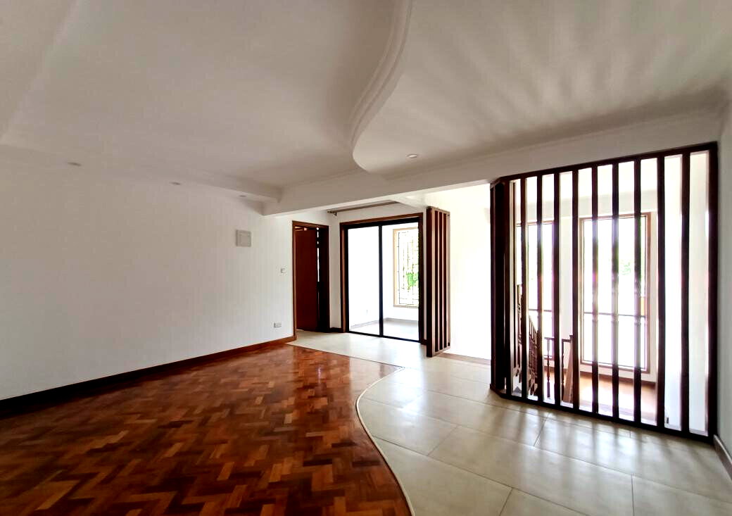 New 5-Ensuite Townhouse with Jacuzzi & DSQ - Lavington