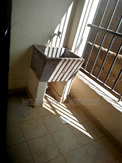 2bdrm Apartment in Gateway Mall for sale - Image 4