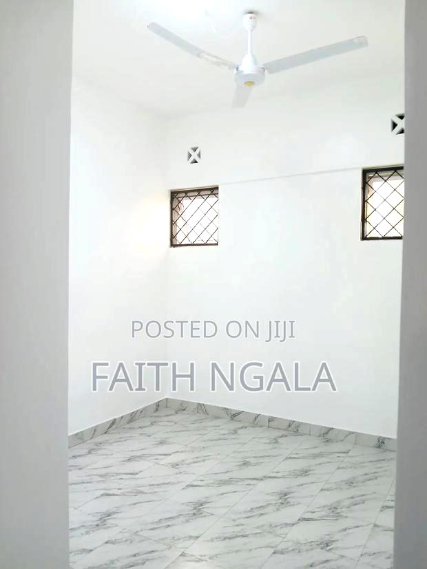 Shop in Bakstan With Two Room and Toilet at 30,500