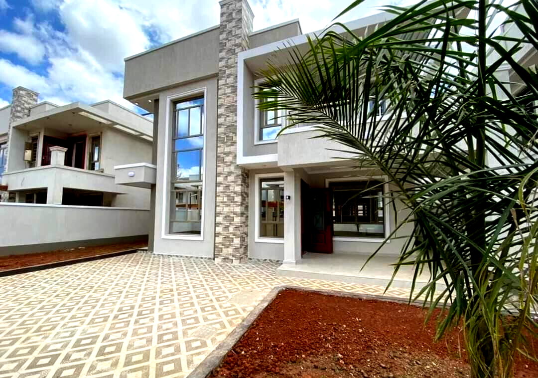 4BR All-Ensuite Townhouse with DSQ & Family Room - Ruiru