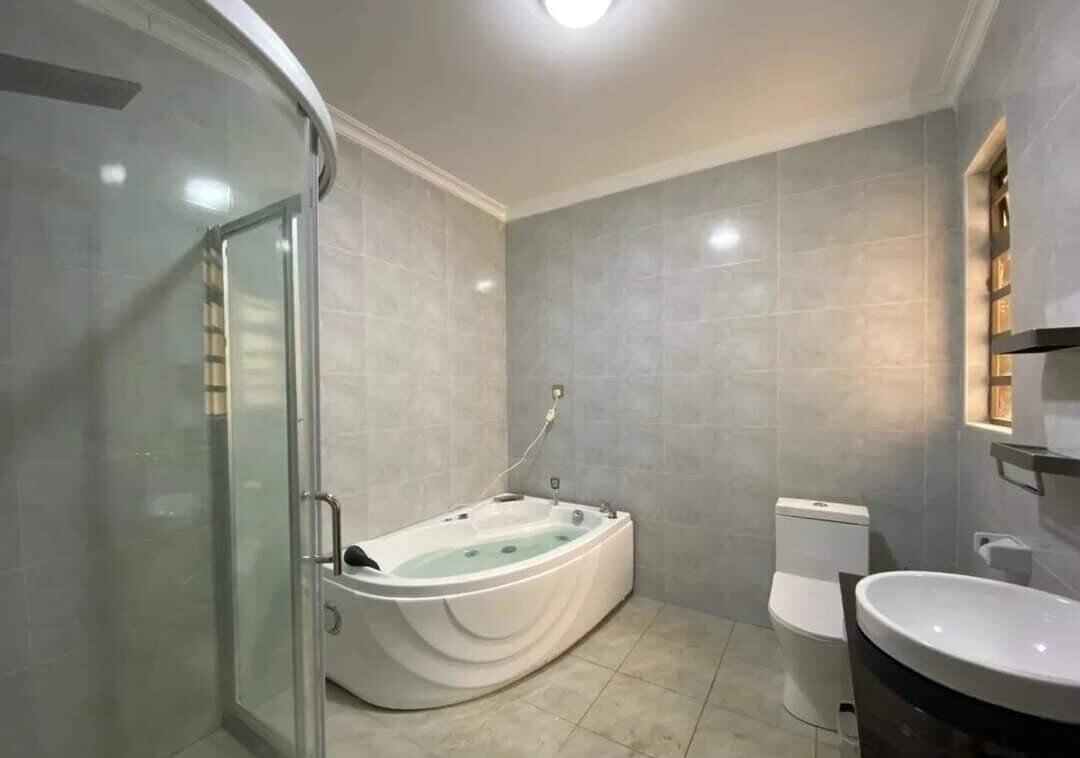 4BR All-Ensuite Townhouse with DSQ & Family Room - Ruiru