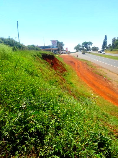 1 Acre on Tarmac Near Kenol Muranga - Image 1