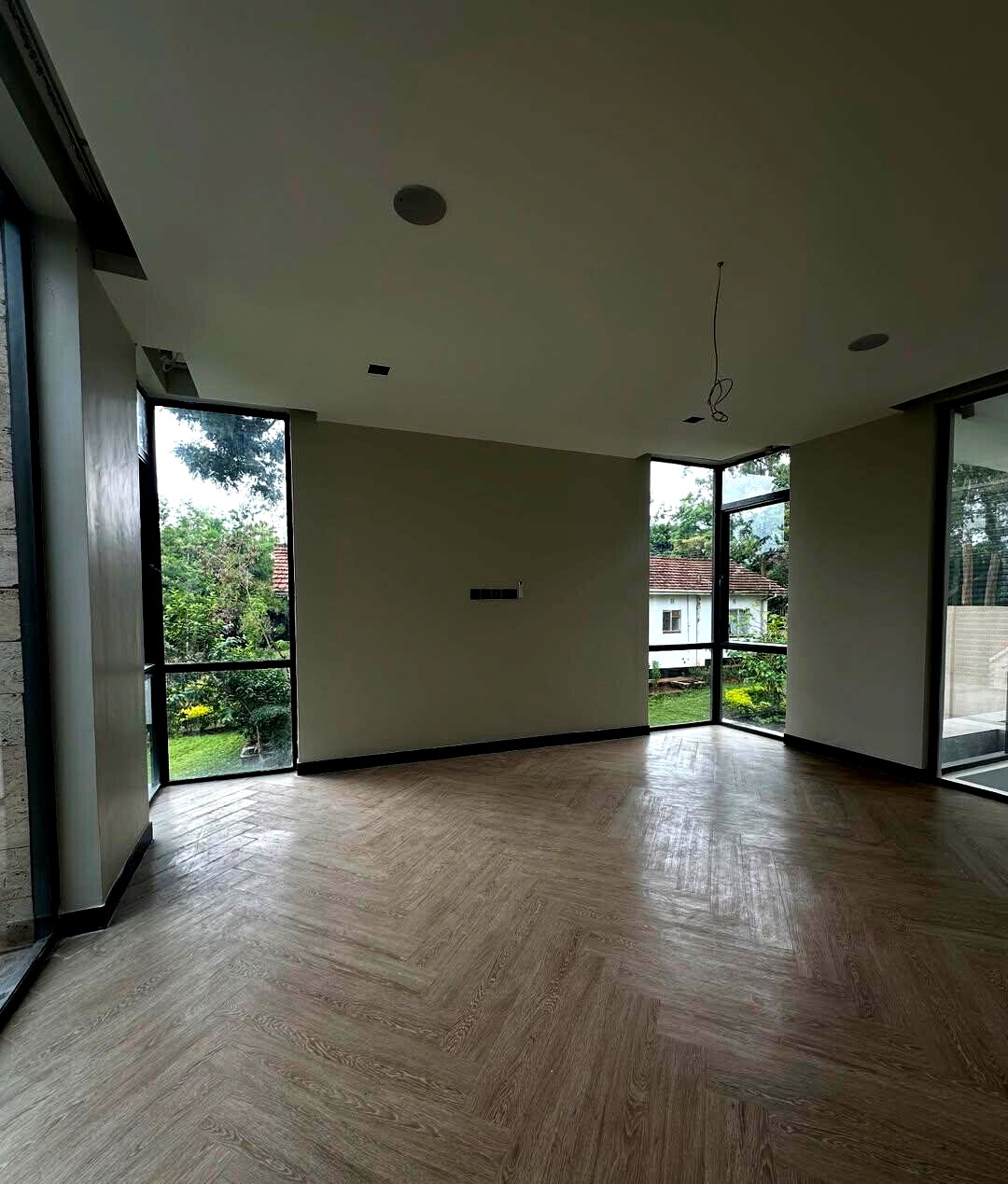 Ultra-Modern 5BR Smart Villa with Private Garden – Riverside, Nairobi