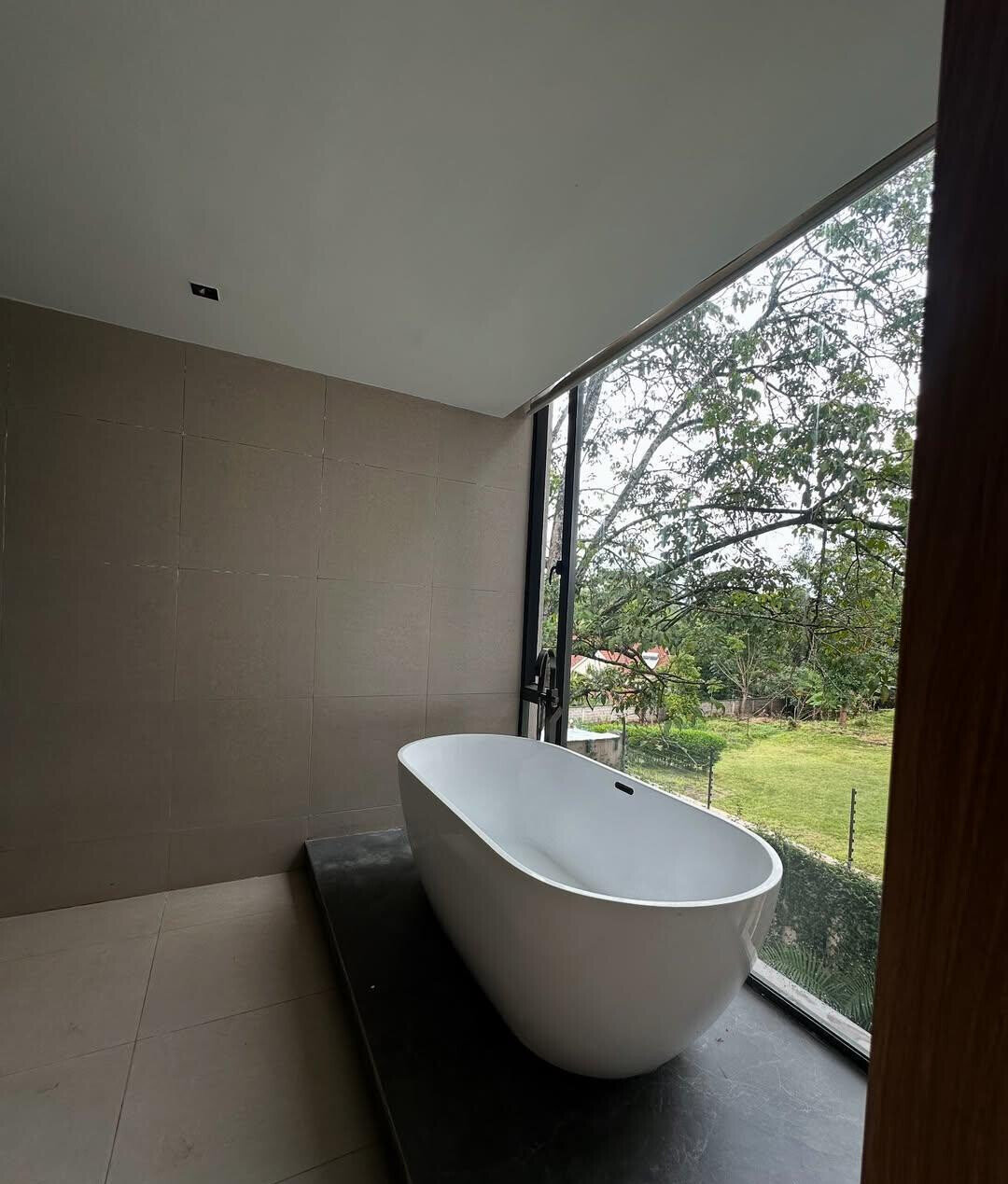 Ultra-Modern 5BR Smart Villa with Private Garden – Riverside, Nairobi