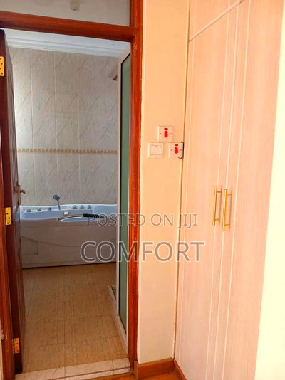 3bdrm Apartment in Lavington for sale - Image 6