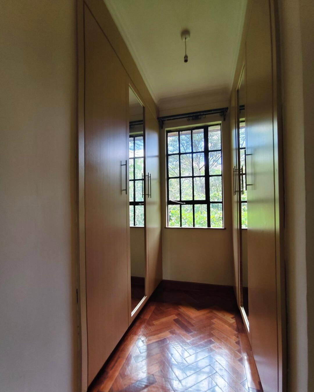 1 Acre 4BR Haven at KSh 400K