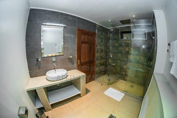 Furnished 2bdrm Apartment in Courtyard, Lavington for rent