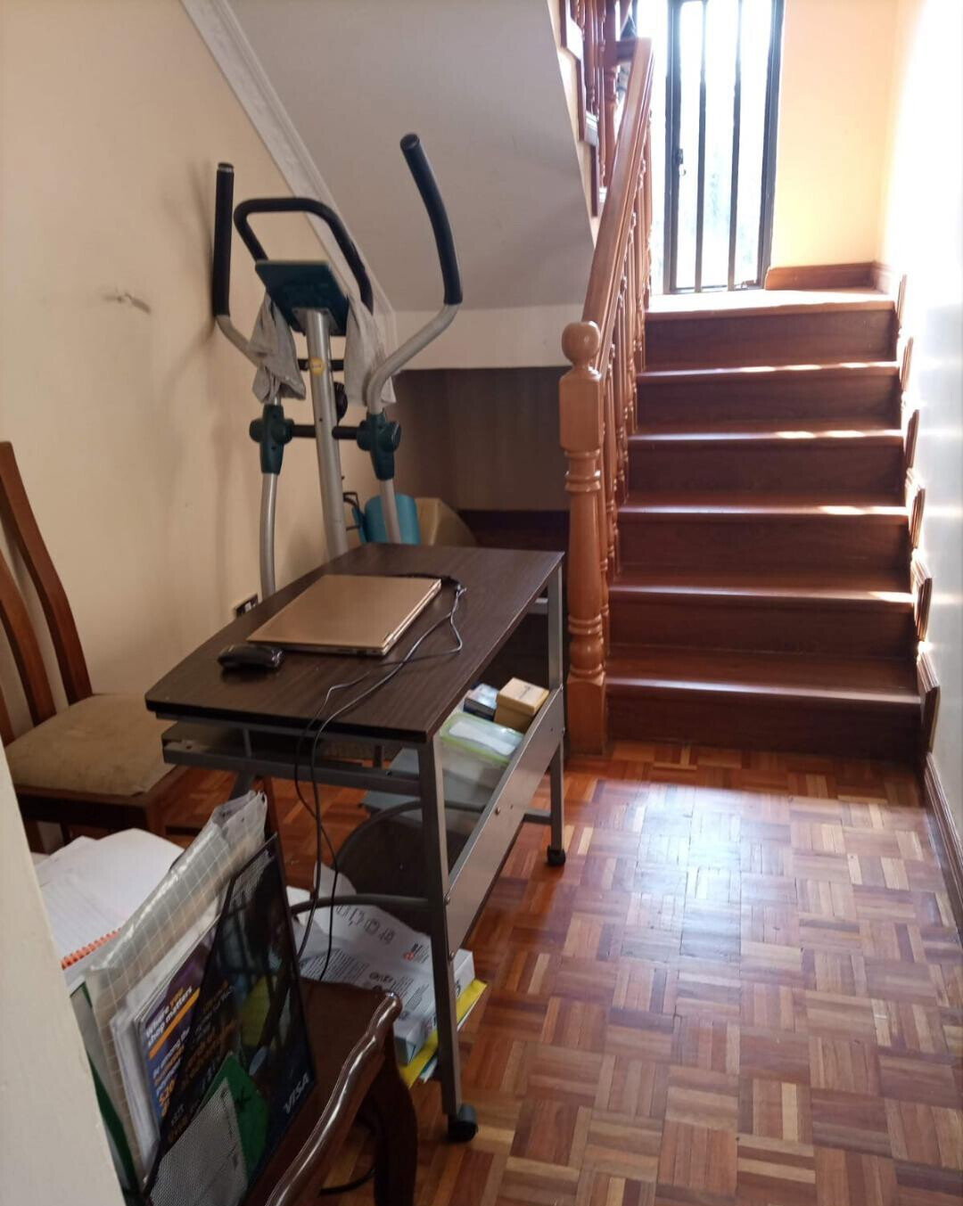6BR All-Ensuite Townhouse on Quarter Acre – Kerarapon