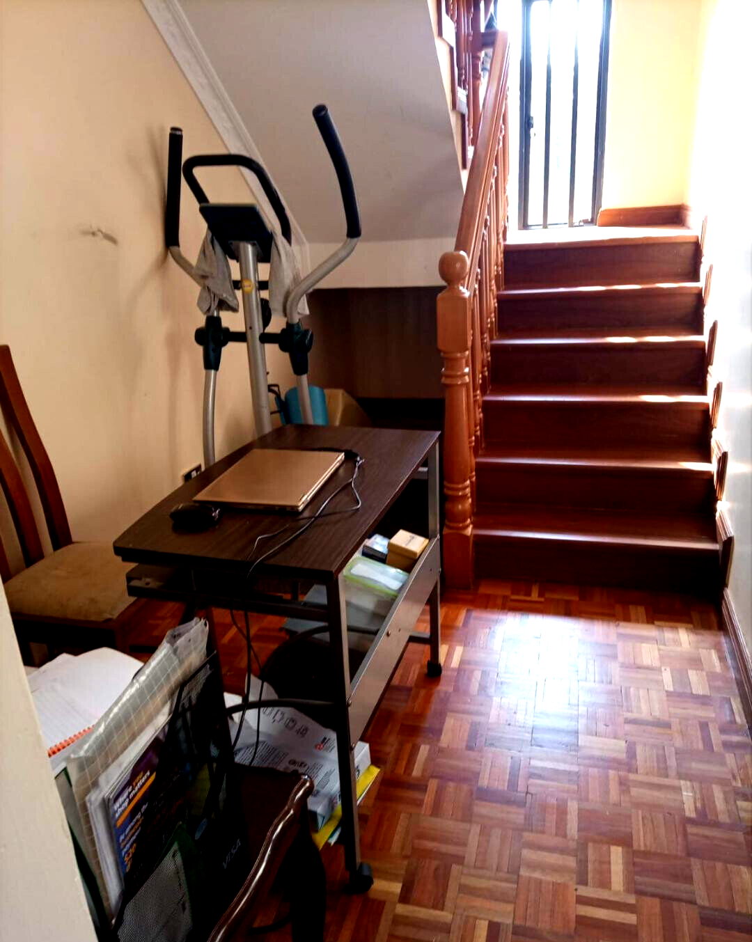6BR All-Ensuite Townhouse on Quarter Acre – Kerarapon