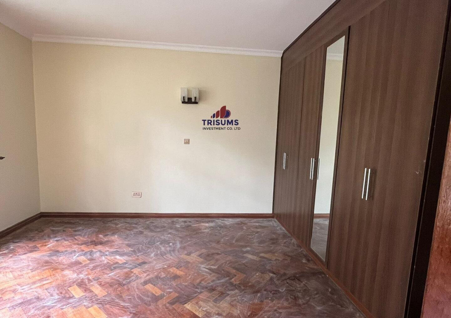 6BR Kitisuru Home with Parking for KSh 500K