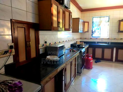 5bdrm Mansion in Nyali for sale - Image 15