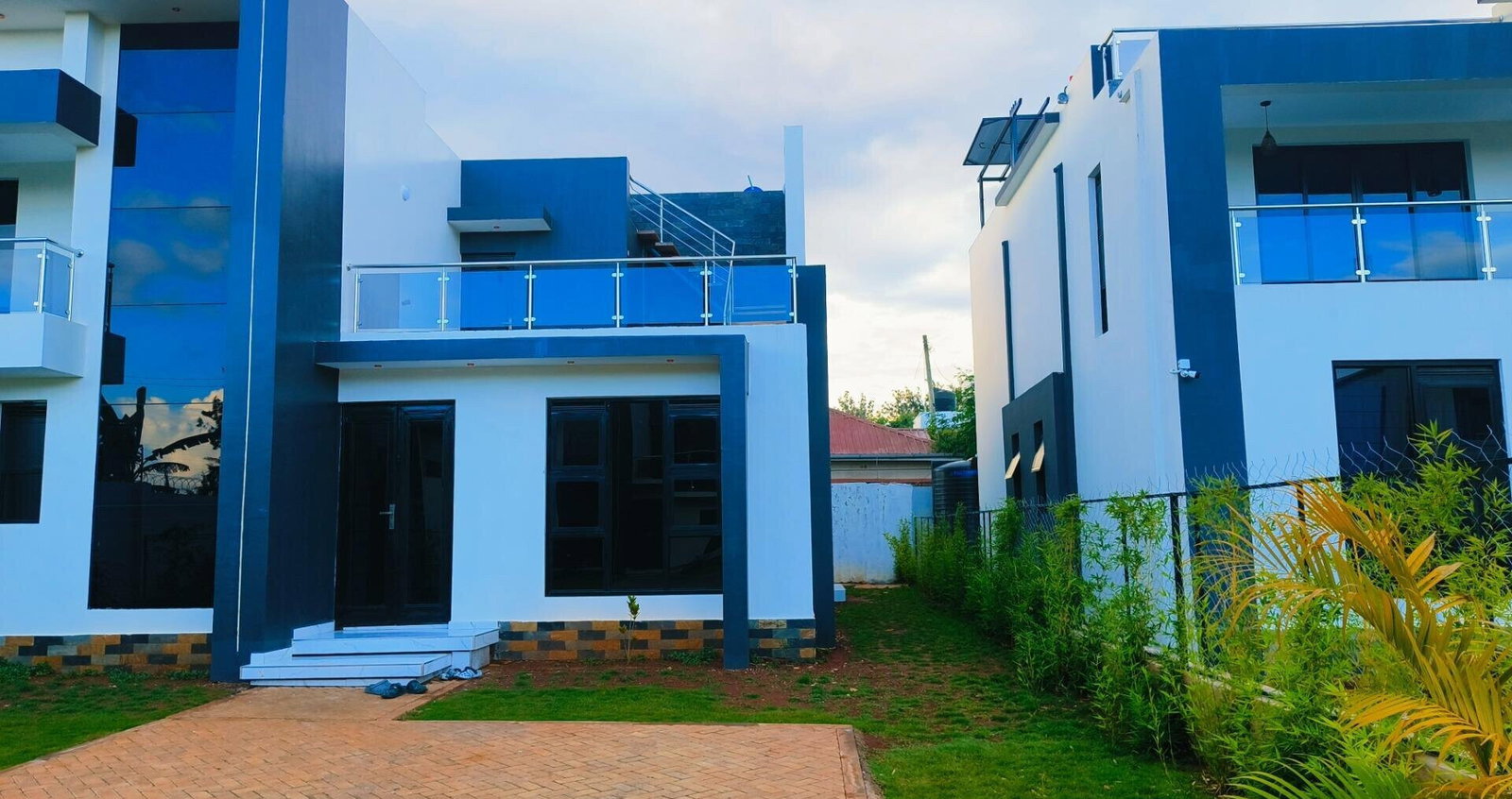 Brand-New 5BR All-Ensuite Townhouse with Attic - Mugutha, Ruiru