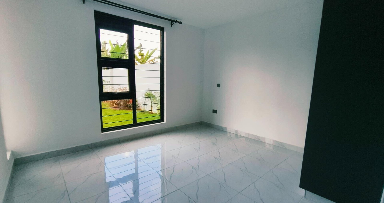 Brand-New 5BR All-Ensuite Townhouse with Attic - Mugutha, Ruiru