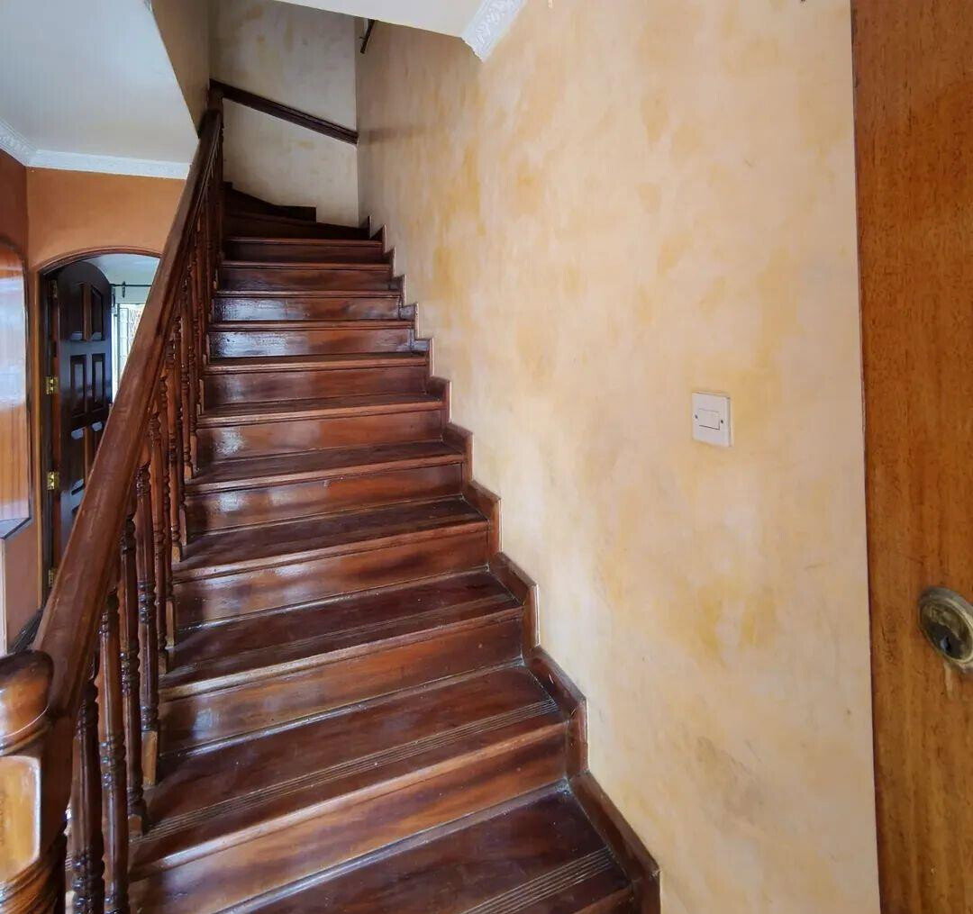 4BR Townhouse with DSQ & Pool Access - Kileleshwa
