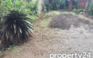 1 Acre Plot in Parklands for KSh 280M