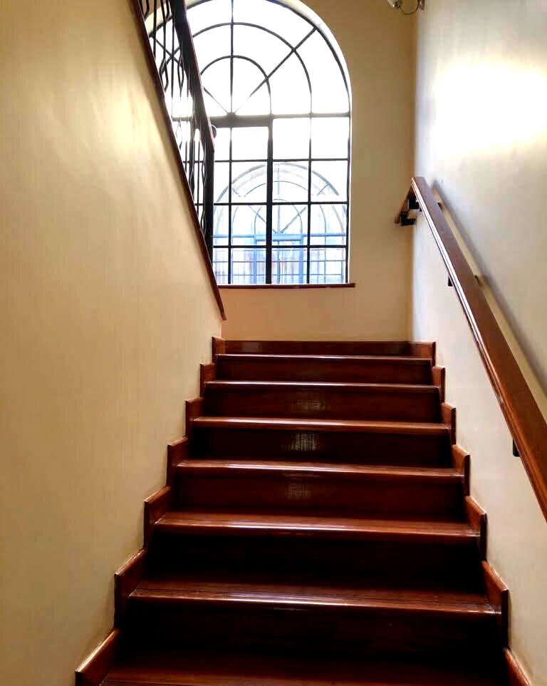 4 En-Suite Corner Townhouse on 1/4 Acre with Expansive Garden - Kitisuru