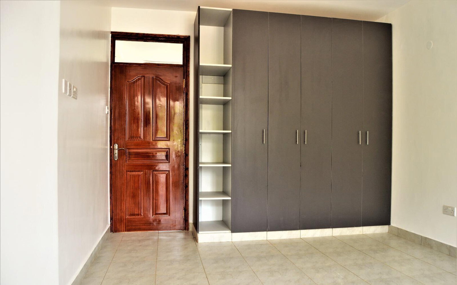 4BR Townhouse with Rooftop Terrace in Serene Ondiri - Kikuyu