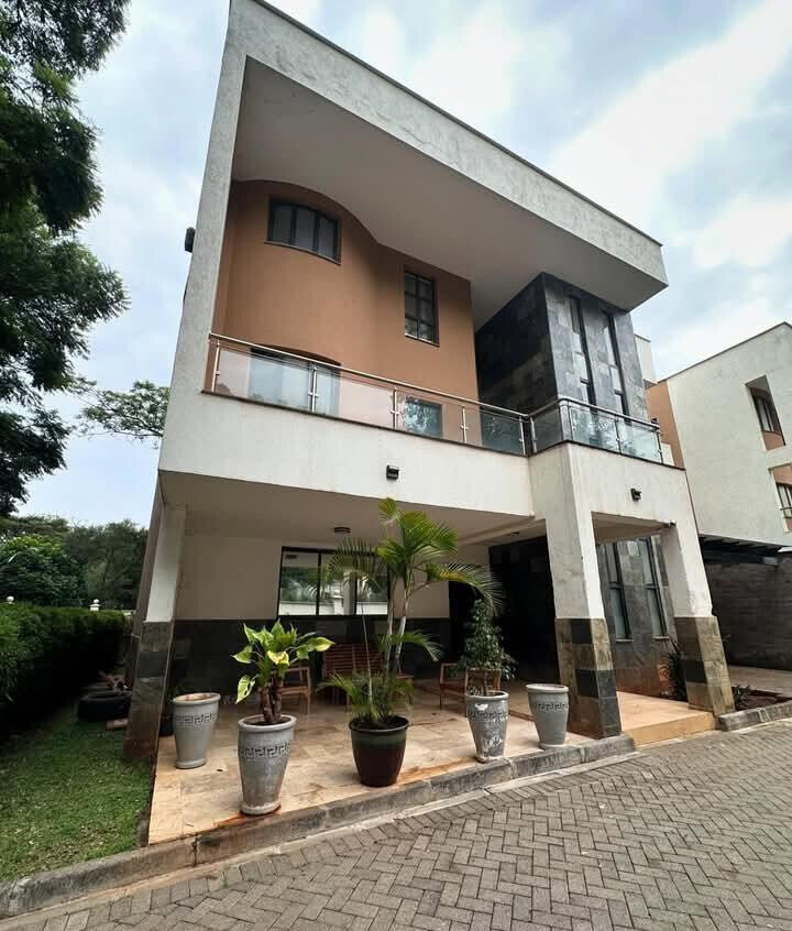 5-Ensuite Townhouse with Pool Access & DSQ - Lavington Gated 5