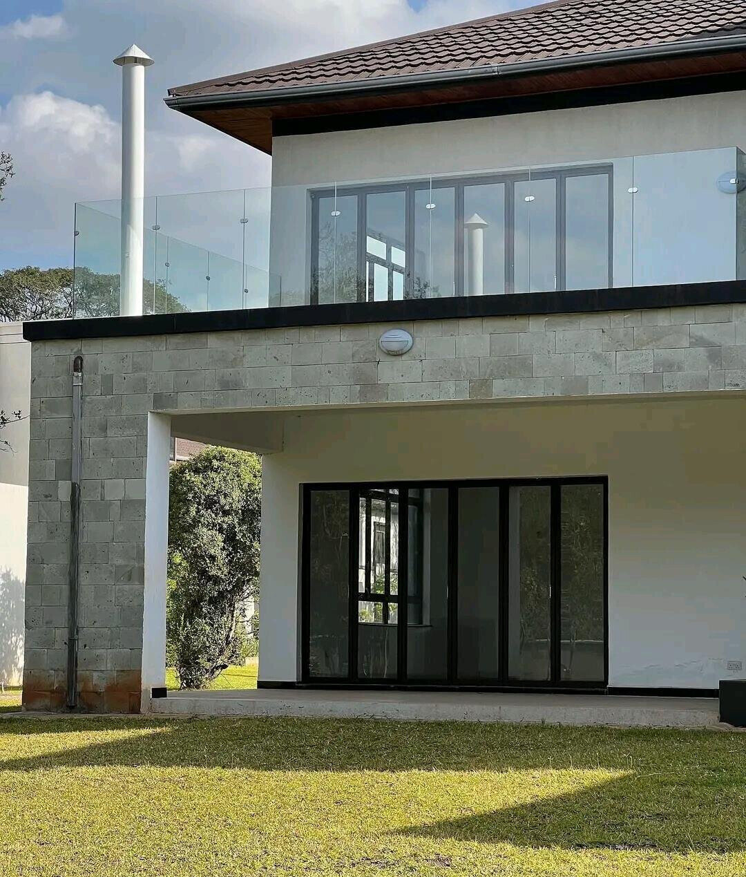 5-Ensuite Townhouse with Stream & Garden in Gated Karen Community