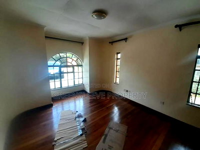 Commercial House - Image 19