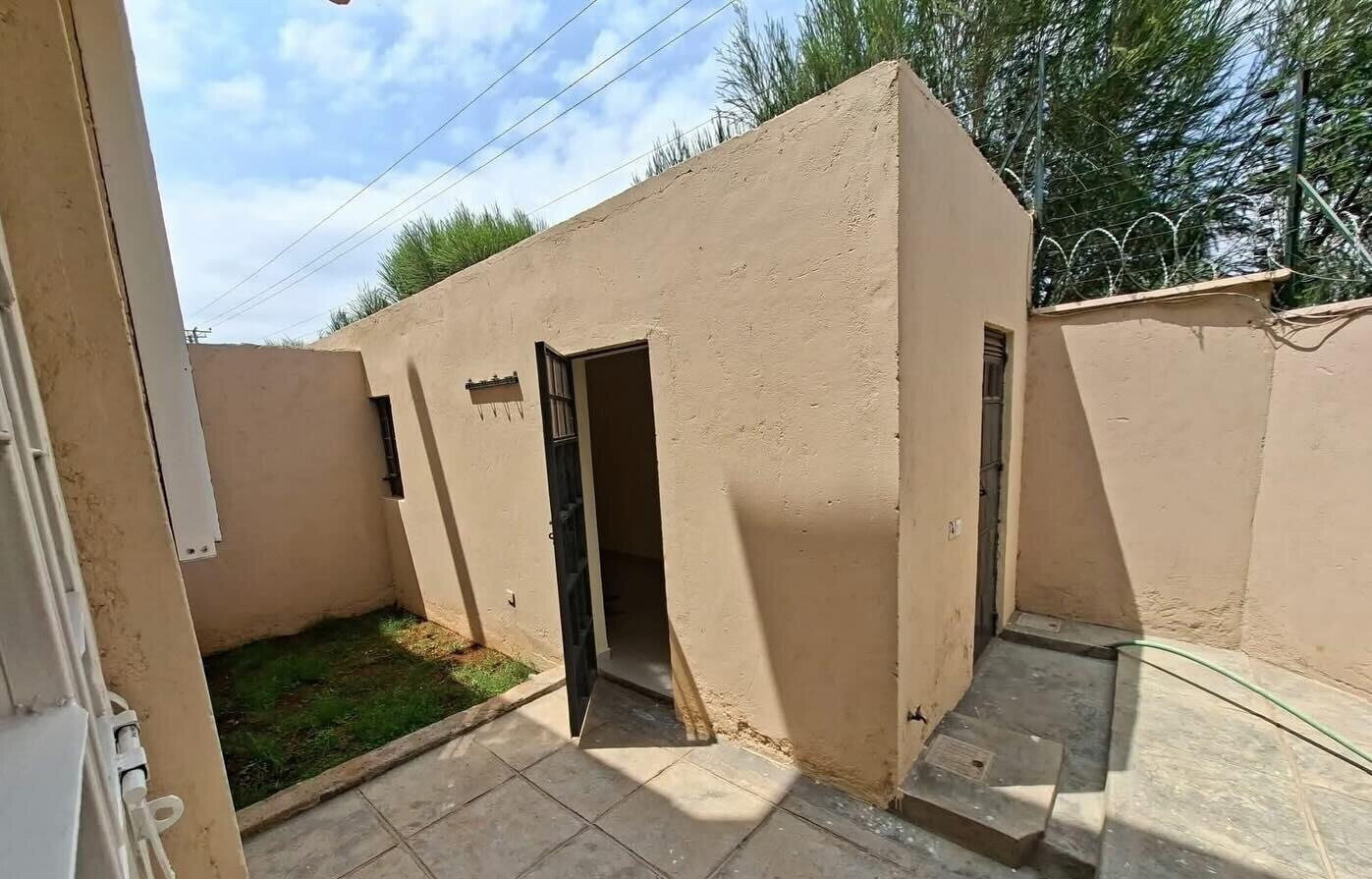4BR Townhouse with DSQ & Spacious Living - Syokimau
