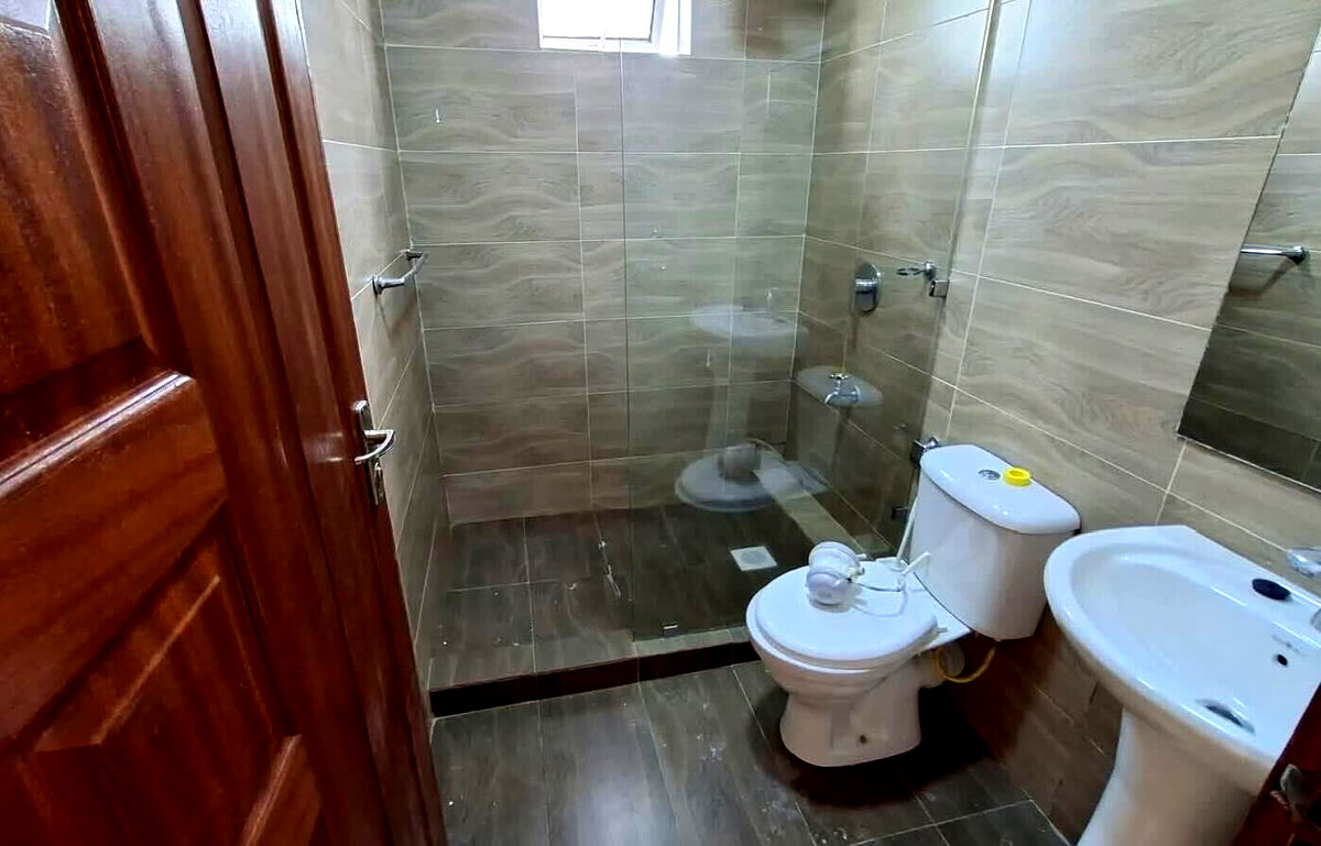 4BR Townhouse with DSQ & Spacious Living - Syokimau