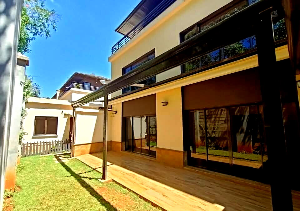 5BR Townhouse in Exclusive 8-Home Gated Community - Kileleshwa
