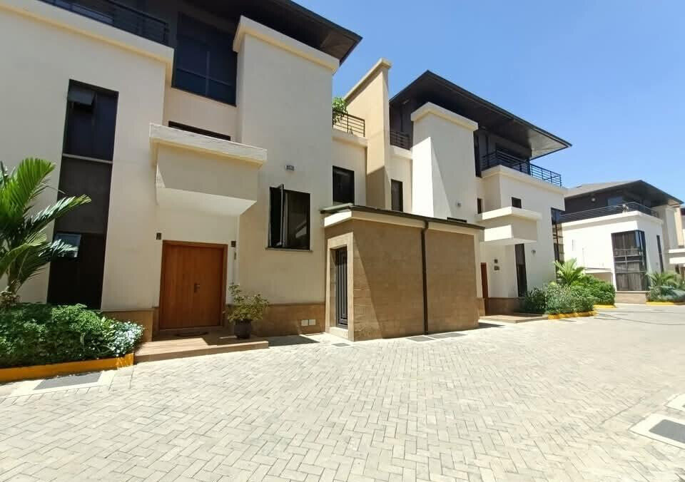 5BR Townhouse in Exclusive 8-Home Gated Community - Kileleshwa