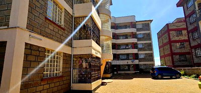 20bdrm Block of Flats in Pioneer for sale - Image 2