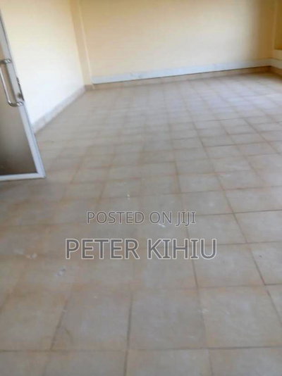 Office to Let 2000sqft on North Airport Road - Image 4