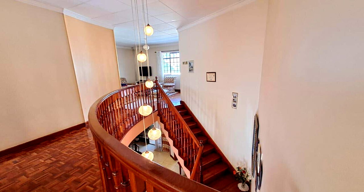 4-Ensuite Townhouse with DSQ & Private Garden - Westlands