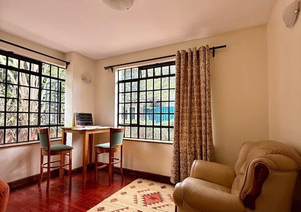 Half-Acre 4BR Townhouse with Ready Title – Near Galleria, Karen