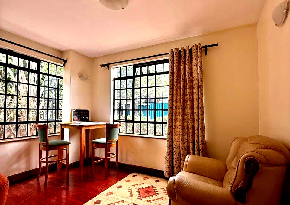 Half-Acre 4BR Townhouse with Ready Title – Near Galleria, Karen