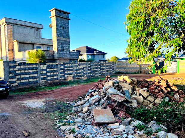 Prime Plot For Sale In Kikuyu.