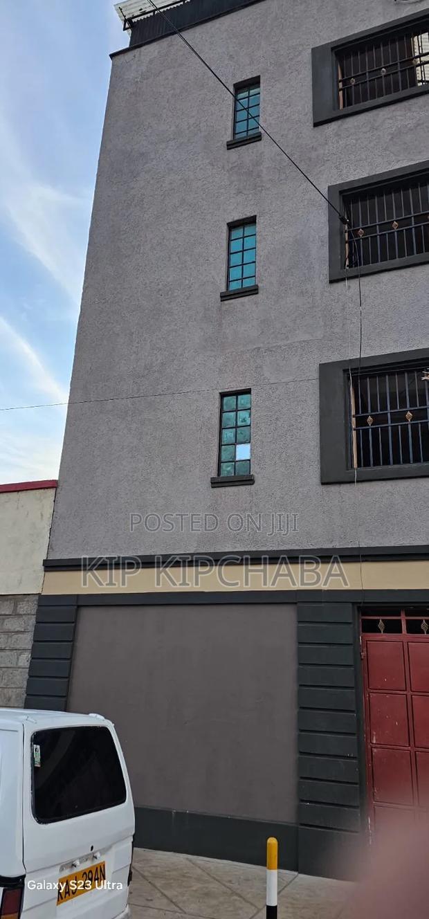 19bdrm Block of Flats in Kapsoya for sale