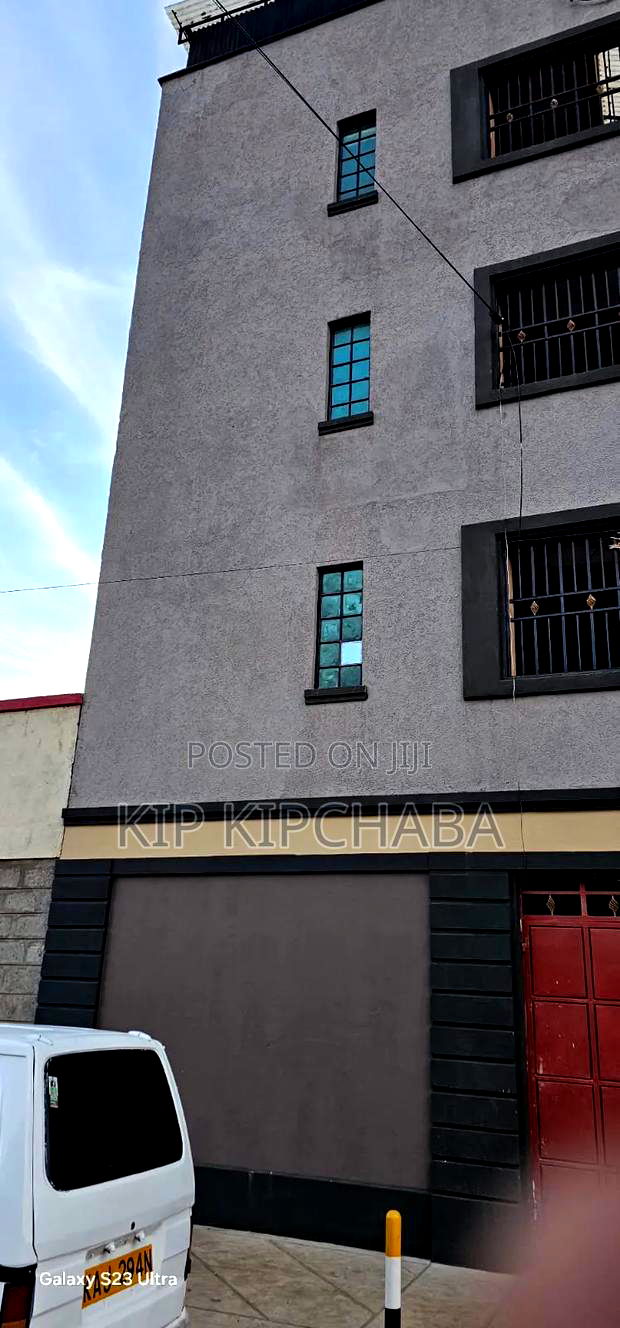 19bdrm Block of Flats in Kapsoya for sale