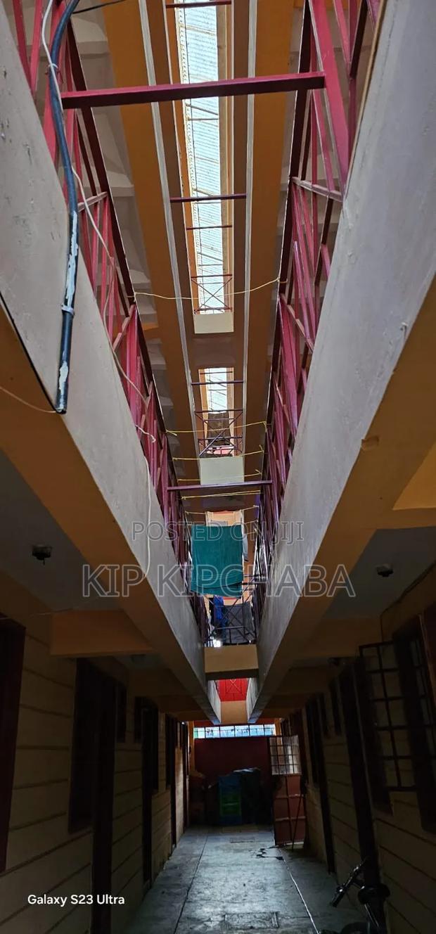 19bdrm Block of Flats in Kapsoya for sale