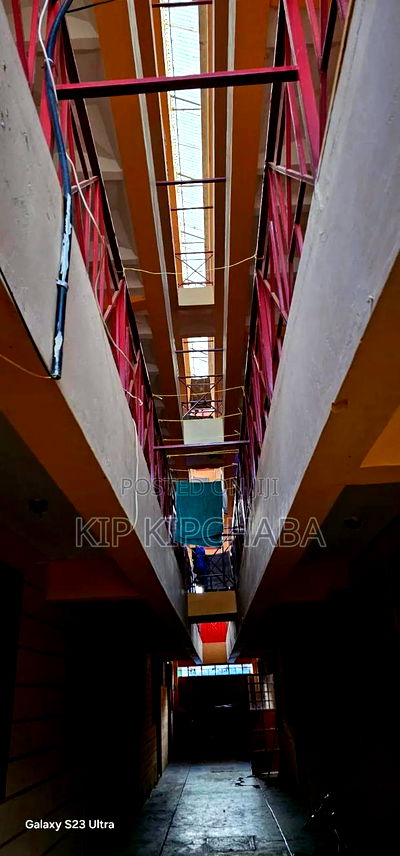 19bdrm Block of Flats in Kapsoya for sale - Image 4