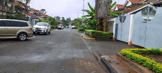 4bdrm Maisonette in Akila Estate for sale
